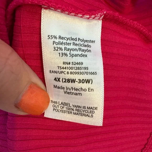 PRETTY PINK TOP w/NECKLINE CUTOUT DETAIL PLUS: 4X #W - Picture 7 of 8